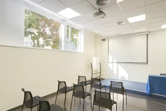 Sales de reunions a Girona